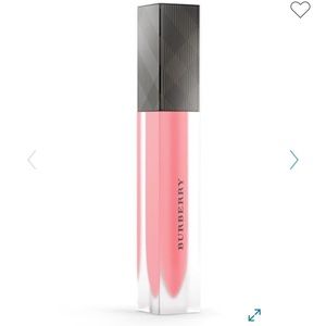 HOT SALE 😻 Burberry Lip Velvet